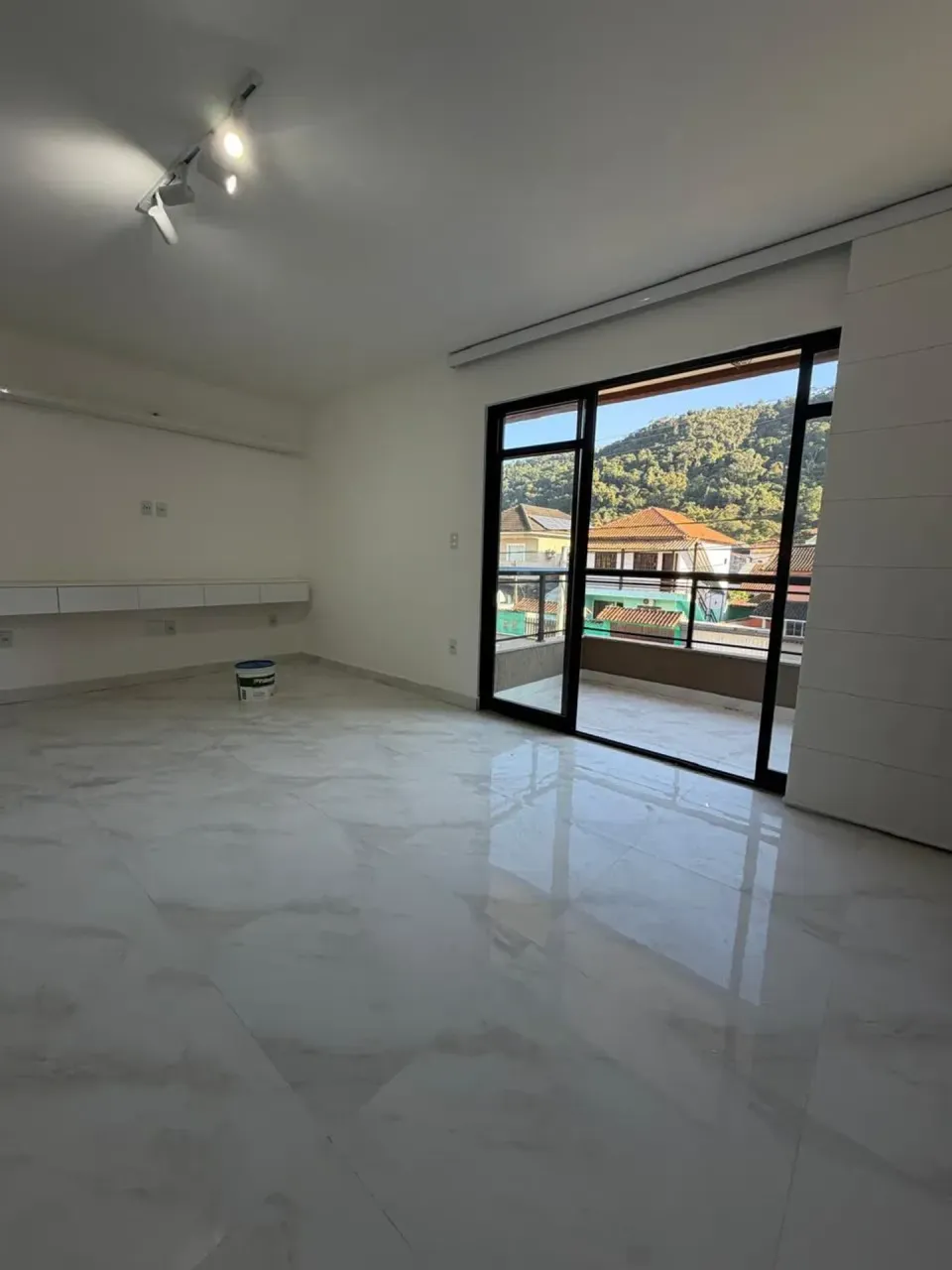 House for rent with 3 bedrooms and mountain views — photo 9