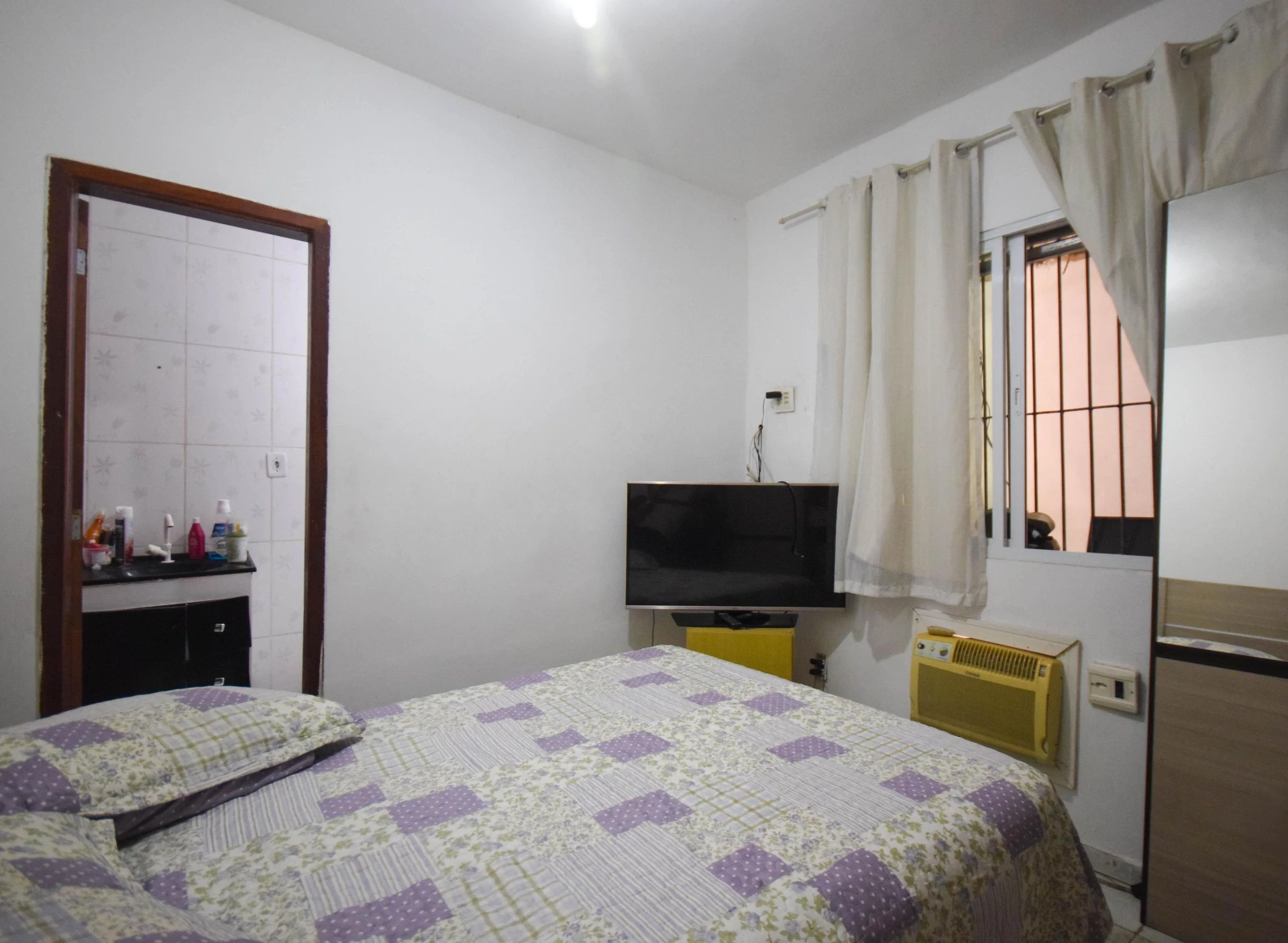 Furnished apartment with 2 bedrooms and private garden — photo 12