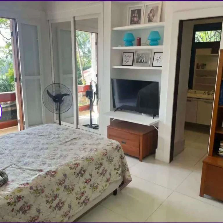 Casa com 7 quartos e 700 m², 2 vagas e varanda — photo 6