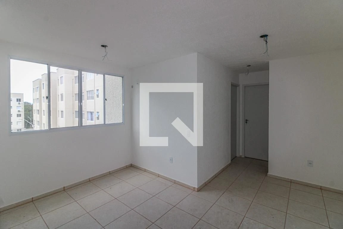 Apartamento de 2 quartos em condomínio com piscina — photo 13