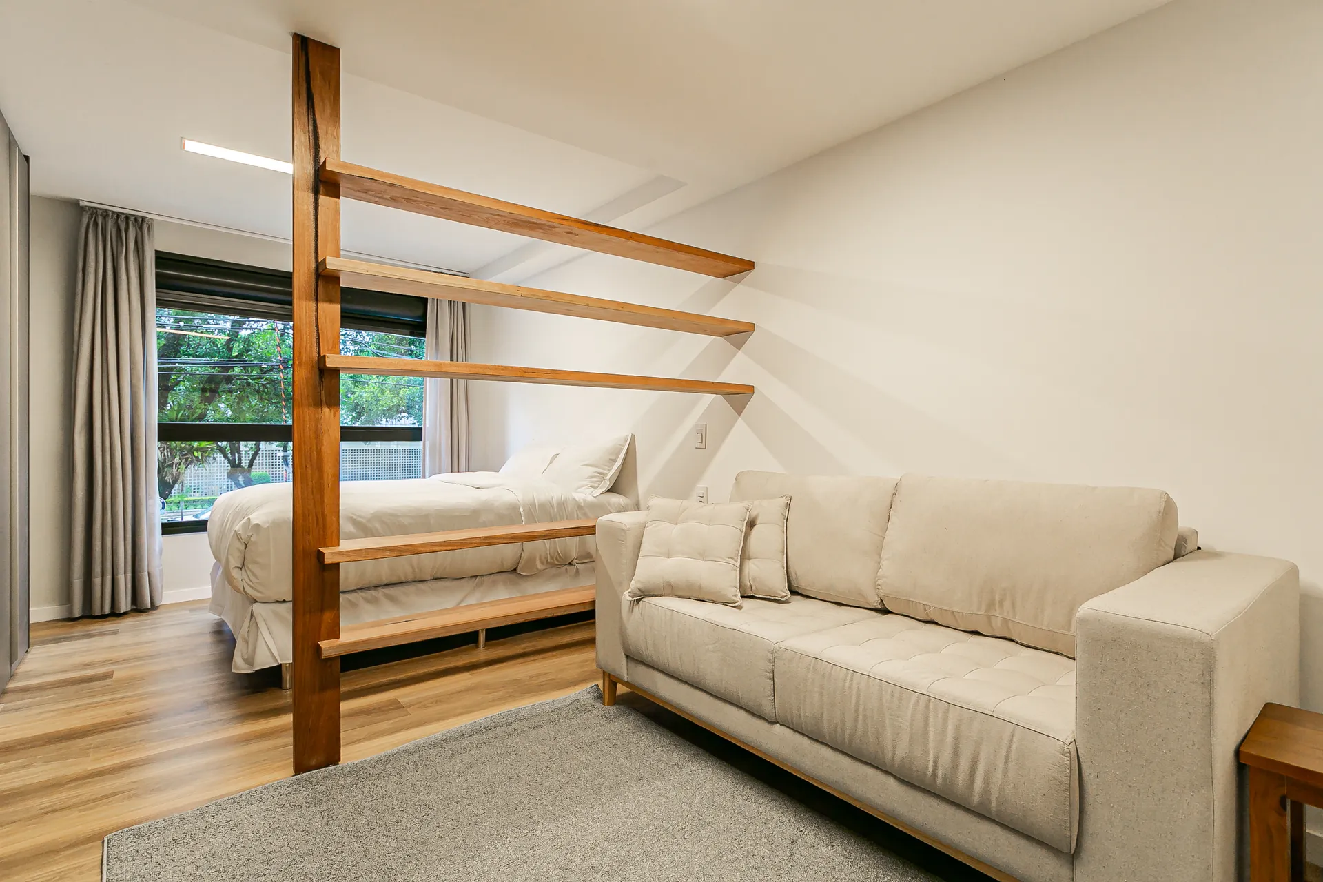 Estudio amueblado de 27 m² con 1 dormitorio y cocina abierta — photo 8
