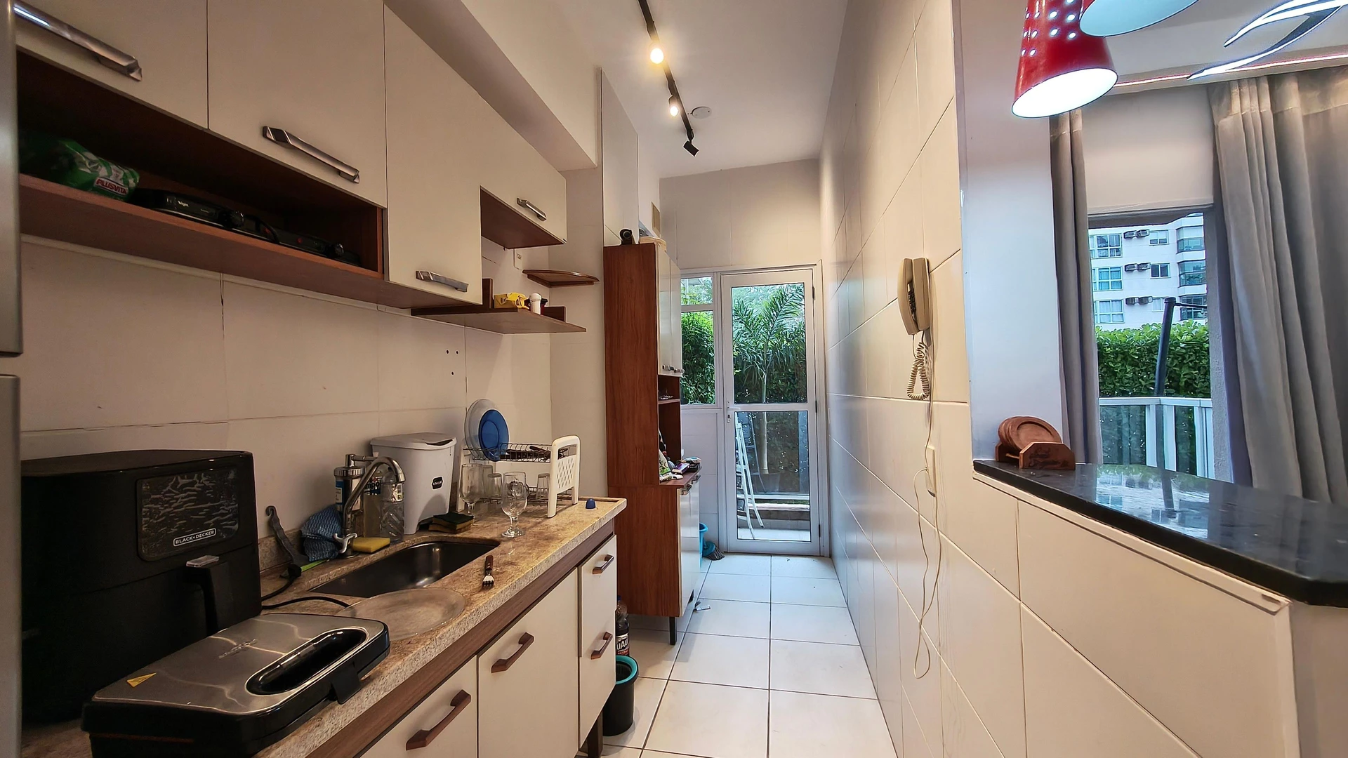 Rental apartment with 2 bedrooms and a balcony — photo 4