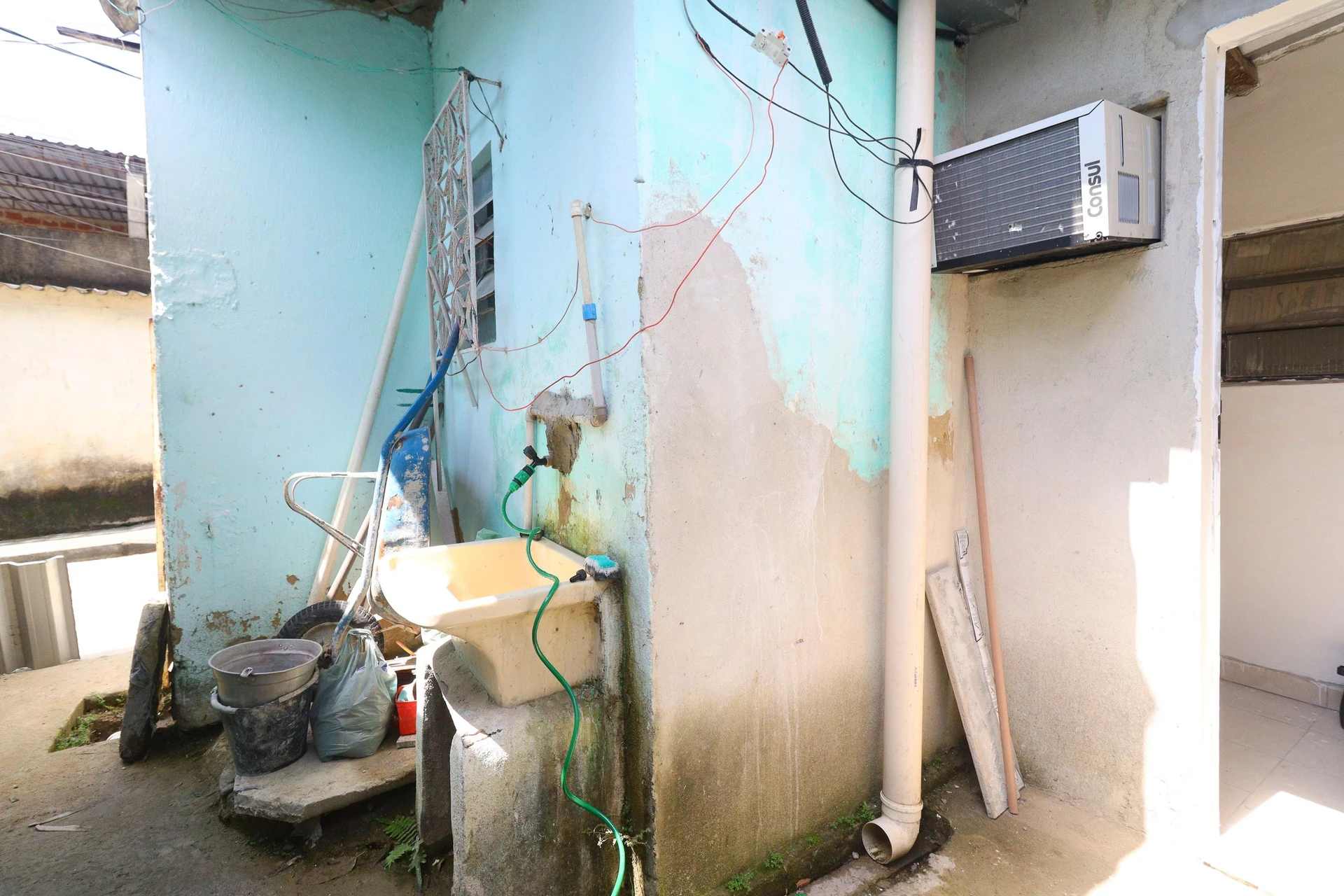 2-bedroom, 45 m² house in Rio de Janeiro — photo 11
