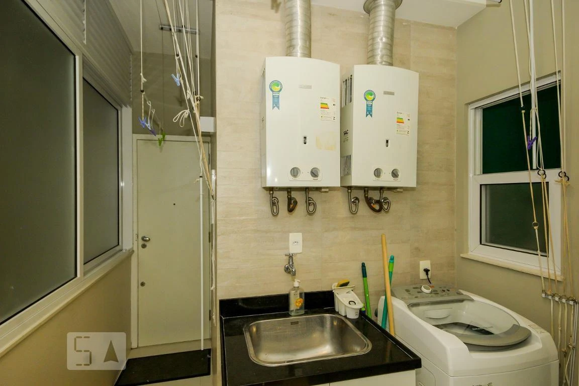Apartment with a closed kitchen and 3 bedrooms at 112 m² — photo 39
