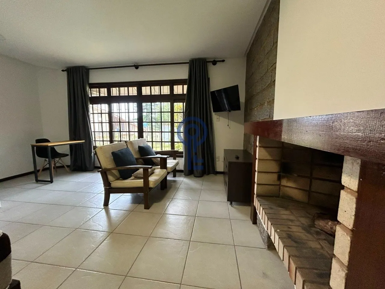 Furnished 25 m² studio with no parking and a gas kitchenette — photo 5