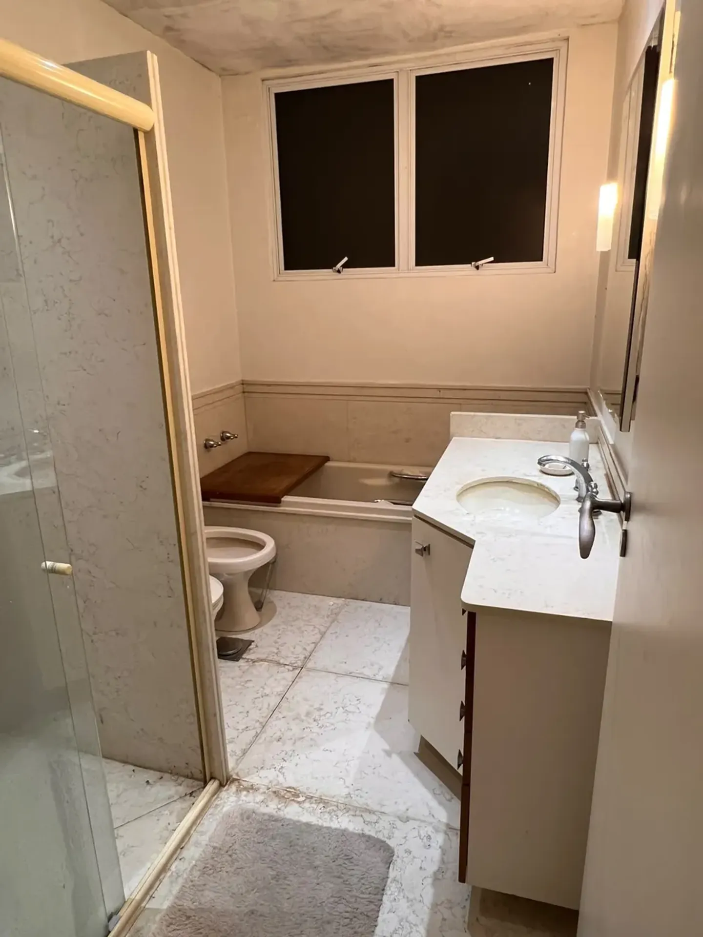 3-bedroom apartment with a bathtub in Rio de Janeiro — photo 16