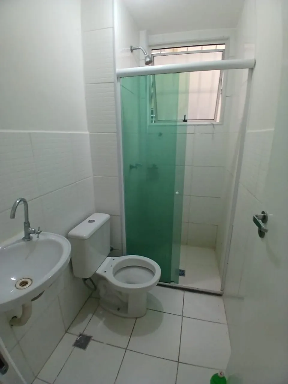 Apartamento de 2 quartos em condomínio com piscina — photo 14