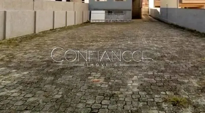 House with 1 bedroom, 5 bathrooms and pets allowed — photo 5