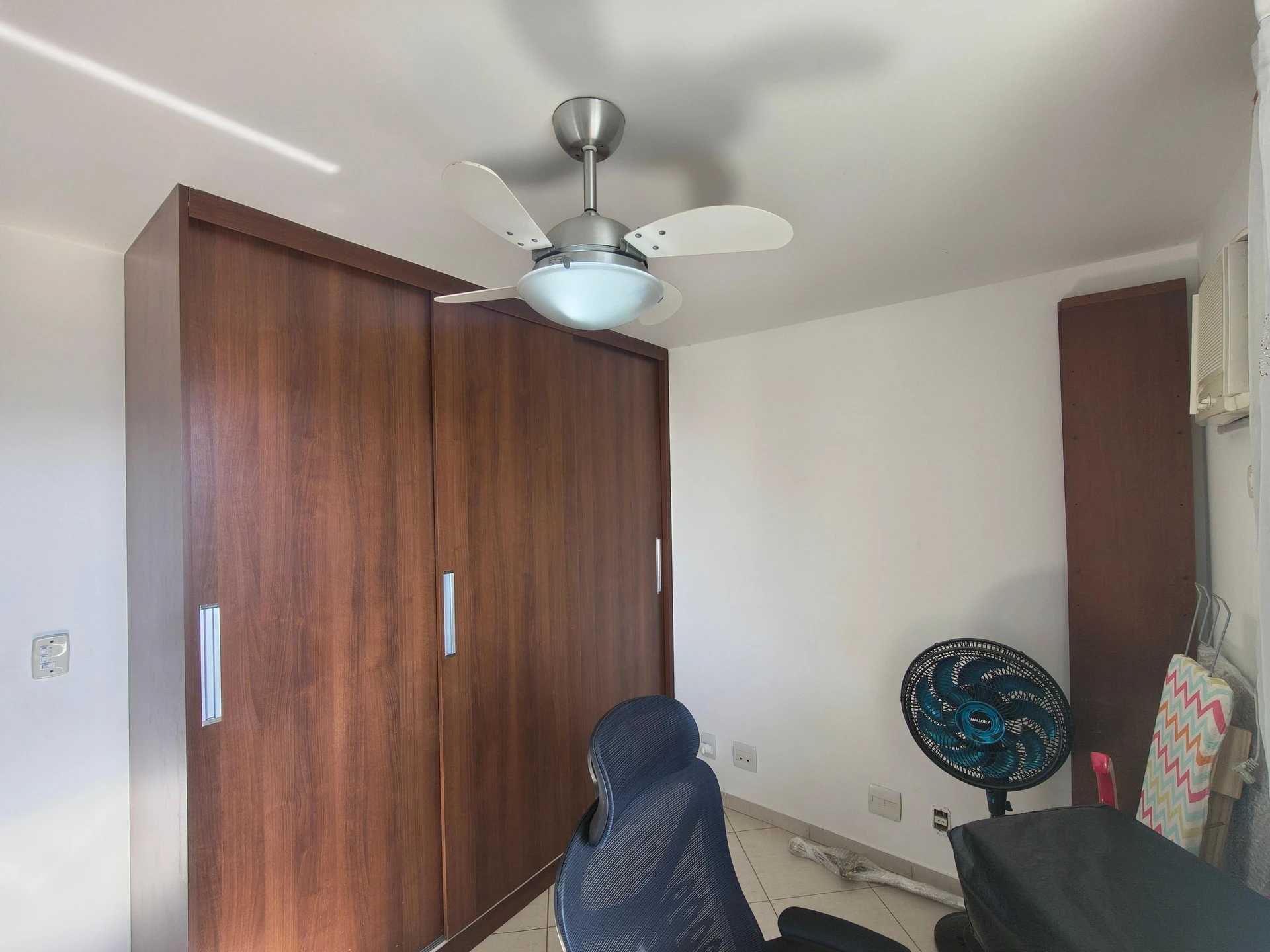3-bedroom apartment in a building with a sauna — photo 44