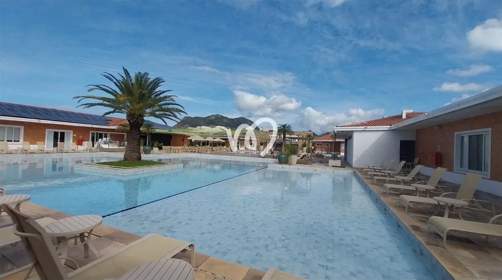 Casa mobiliada com 4 quartos e 5 banheiros, piscina — photo 41
