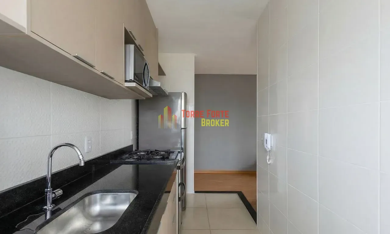 Furnished 2-bedroom apartment with a balcony — photo 39