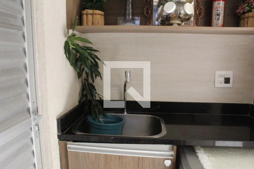 Casa em condomínio com 4 quartos e 117 m² — photo 10