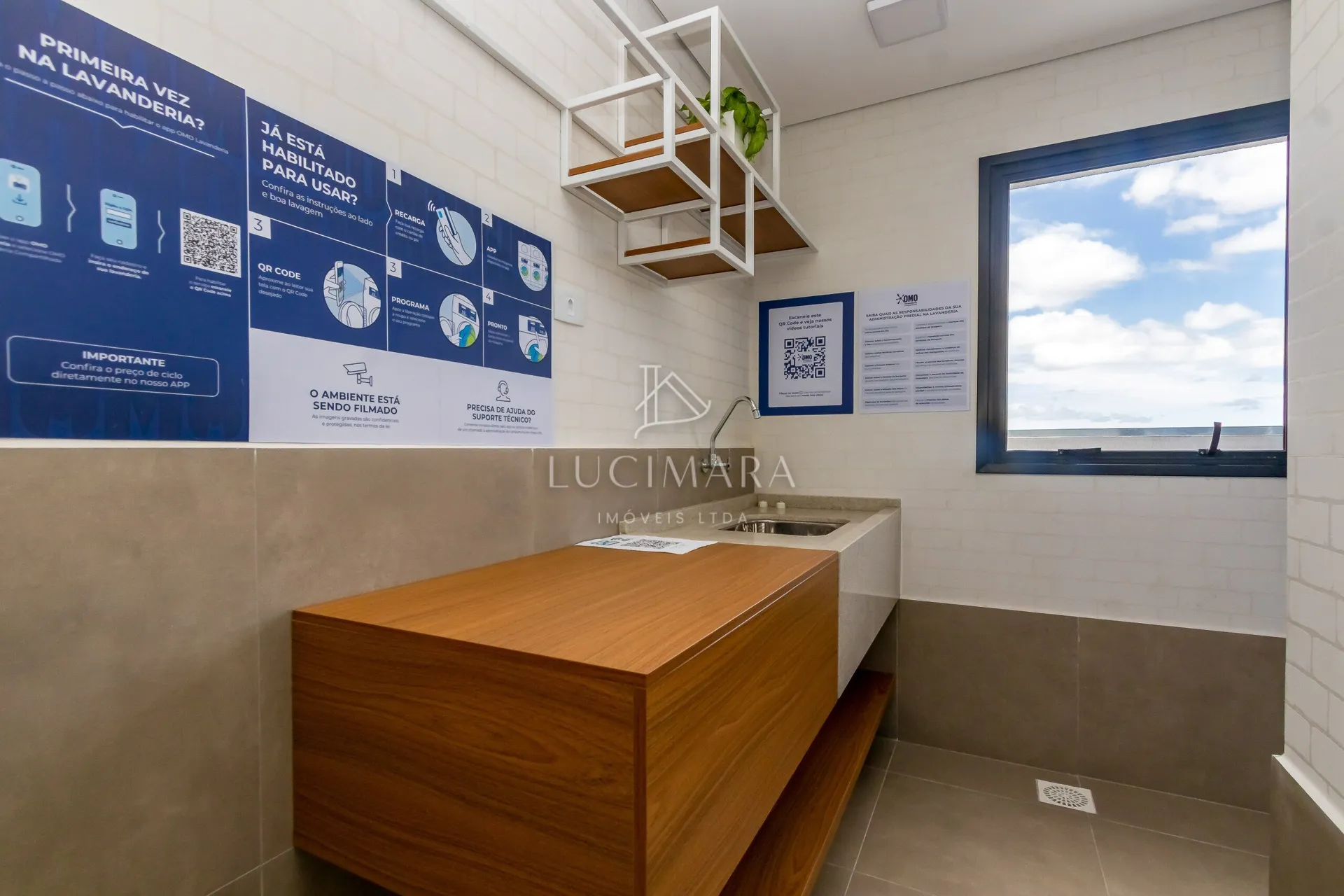 Furnished 1-bedroom apartment with open-plan kitchen — photo 27