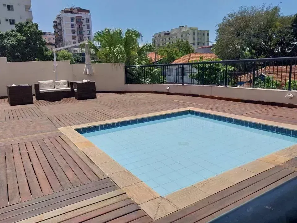 Apartamento de 2 quartos com cozinha fechada e jardim privativo — photo 18