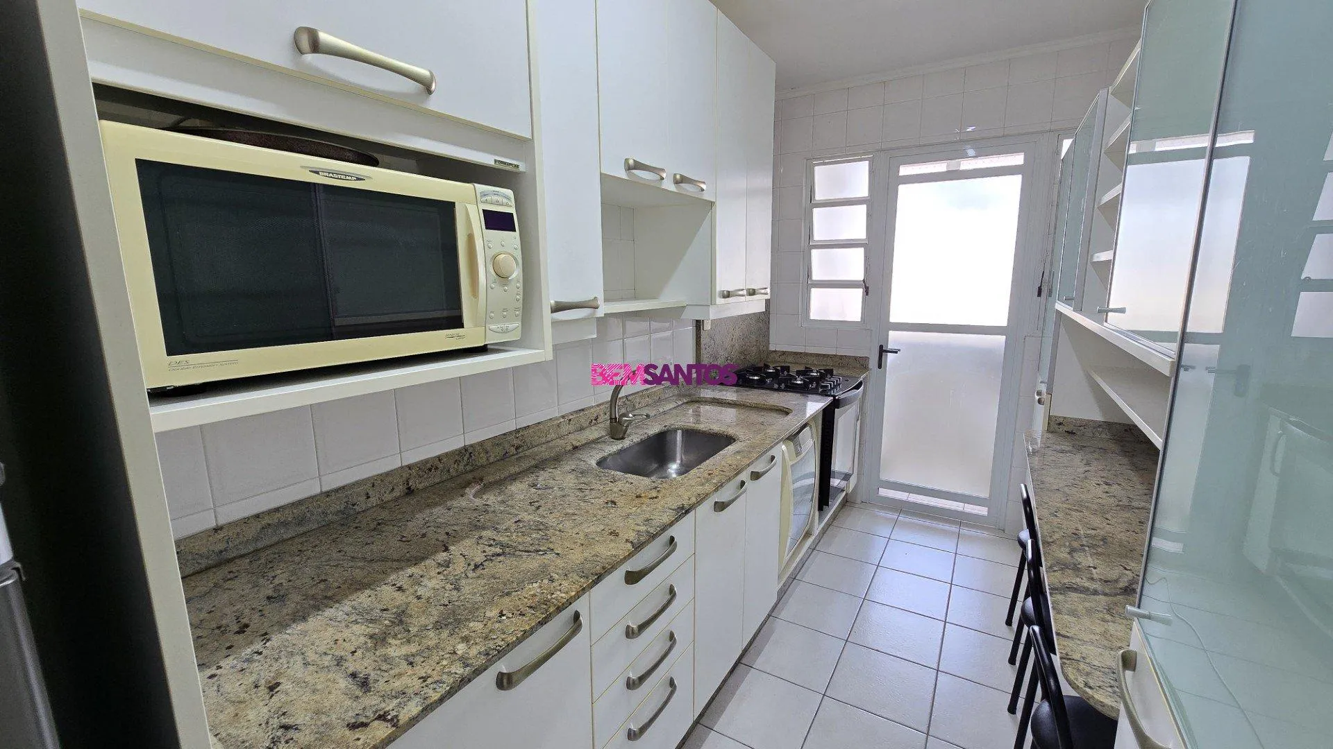 3-bedroom apartment with a water view in Florianópolis — photo 2