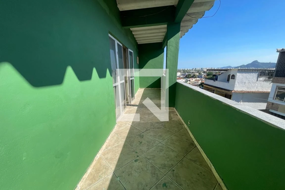 Casa para alugar com 4 quartos, varanda e quintal — photo 75