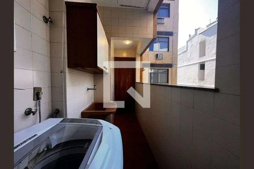 Apartamento amueblado de 100 m² con 2 dormitorios y plaza — photo 11