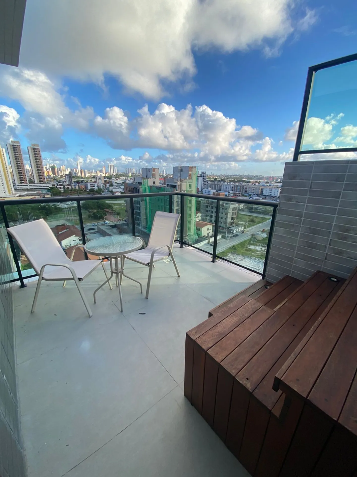 Мебльована квартира 120 м² з 2 спальнями і 2 місцями — photo 5