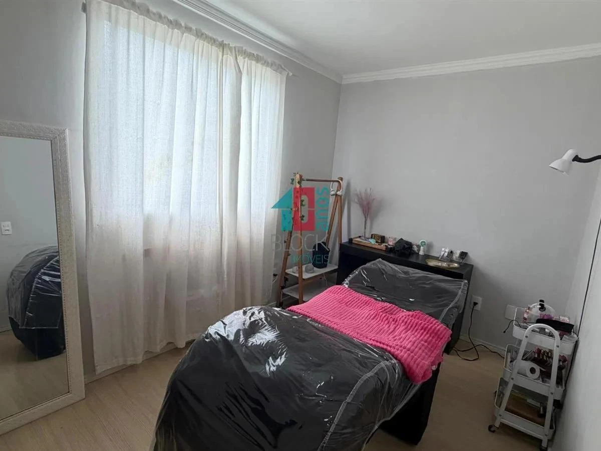 Квартира з 2 спальнями та пральною машиною — photo 16