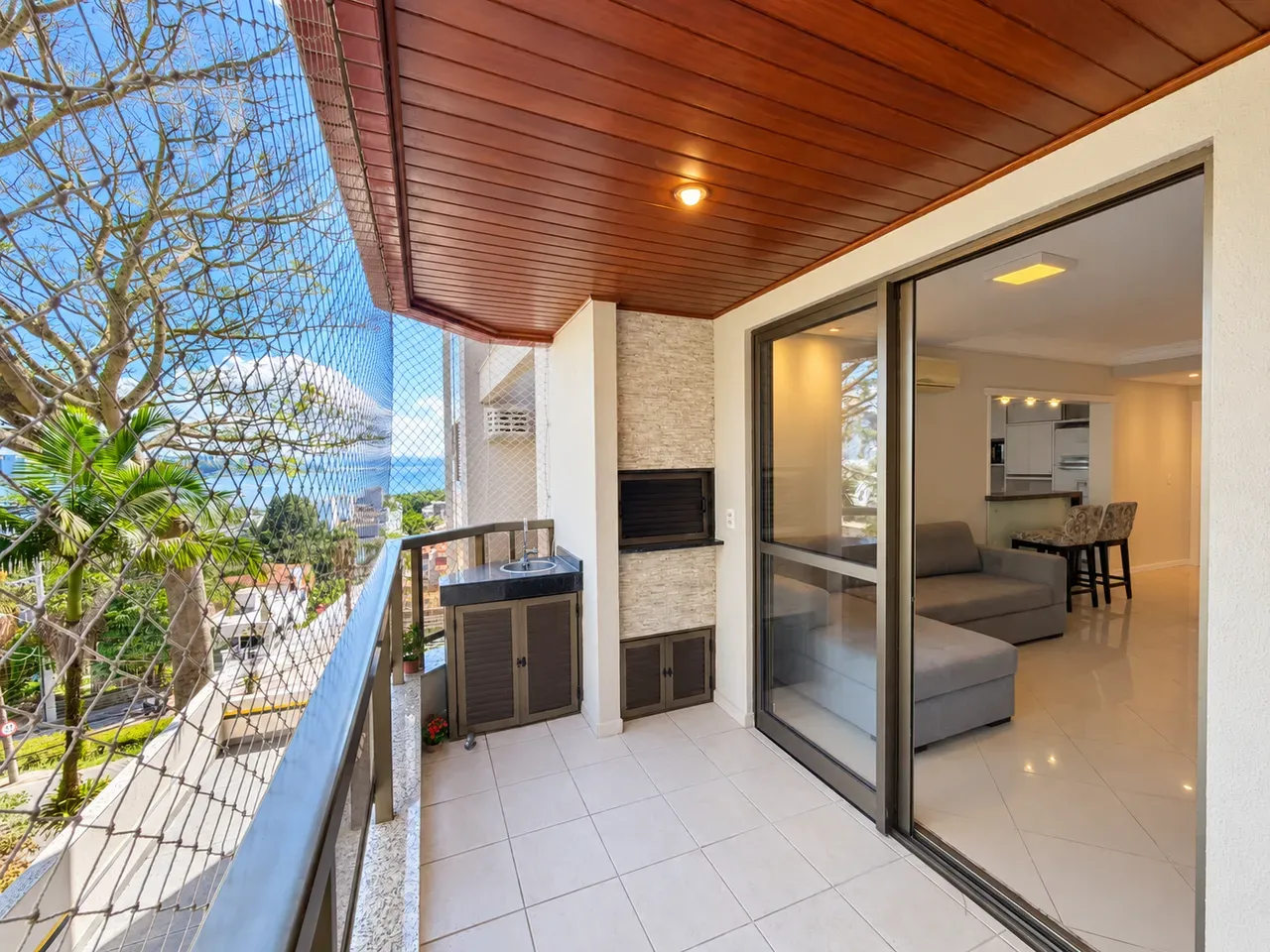 Private BBQ in a 3-bedroom apartment, 100 m² — photo 17