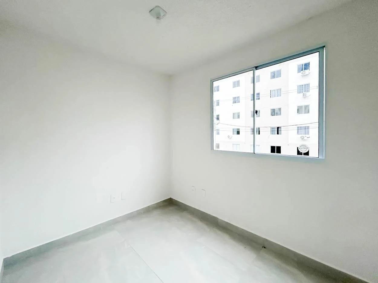 2-bedroom apartment in a building with a gym — photo 24