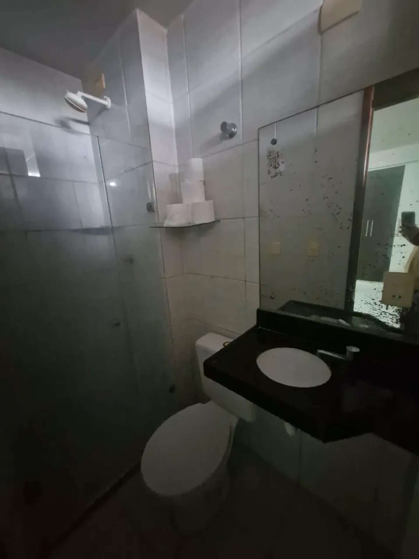 3-bedroom apartment in a building with a pool — photo 11