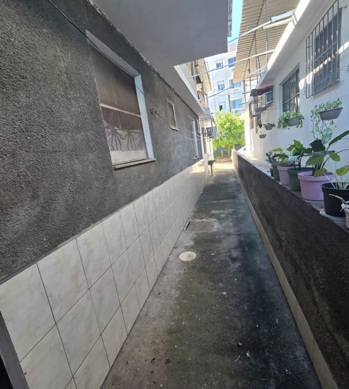 Unfurnished home with 1 parking spot and 1 bedroom — photo 12