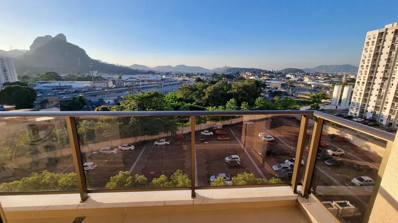 Apartamento com 2 quartos e cozinha fechada moderna — photo 7
