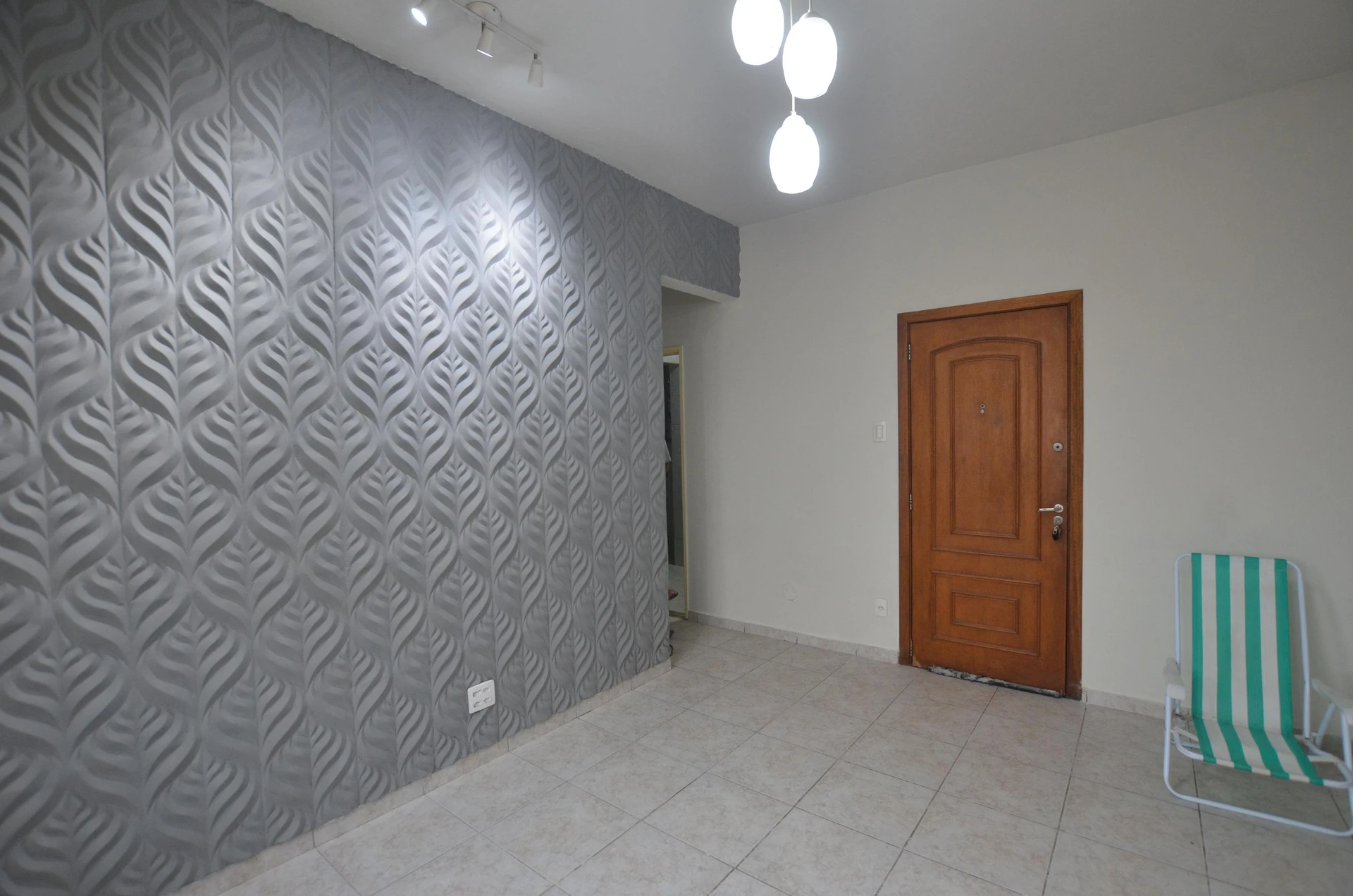 3-bedroom apartment with 2 bathrooms and no parking — photo 15