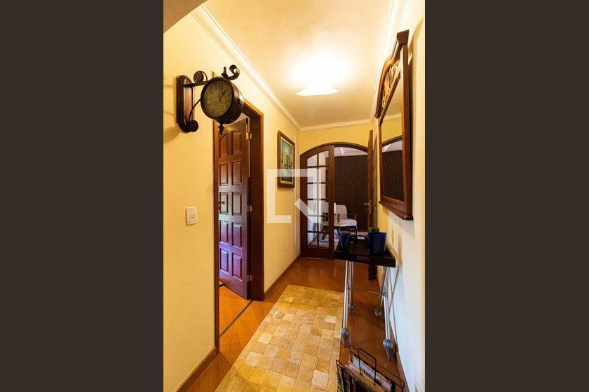Rental house with 4 en-suite bedrooms and 7 baths, 670 m² — photo 32