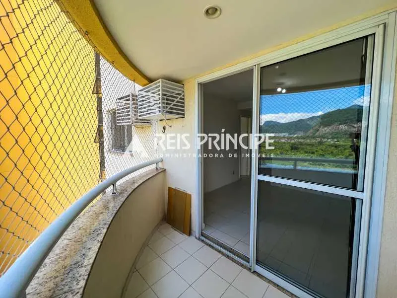 Water view in a one-bedroom apartment, 50 m² — photo 11