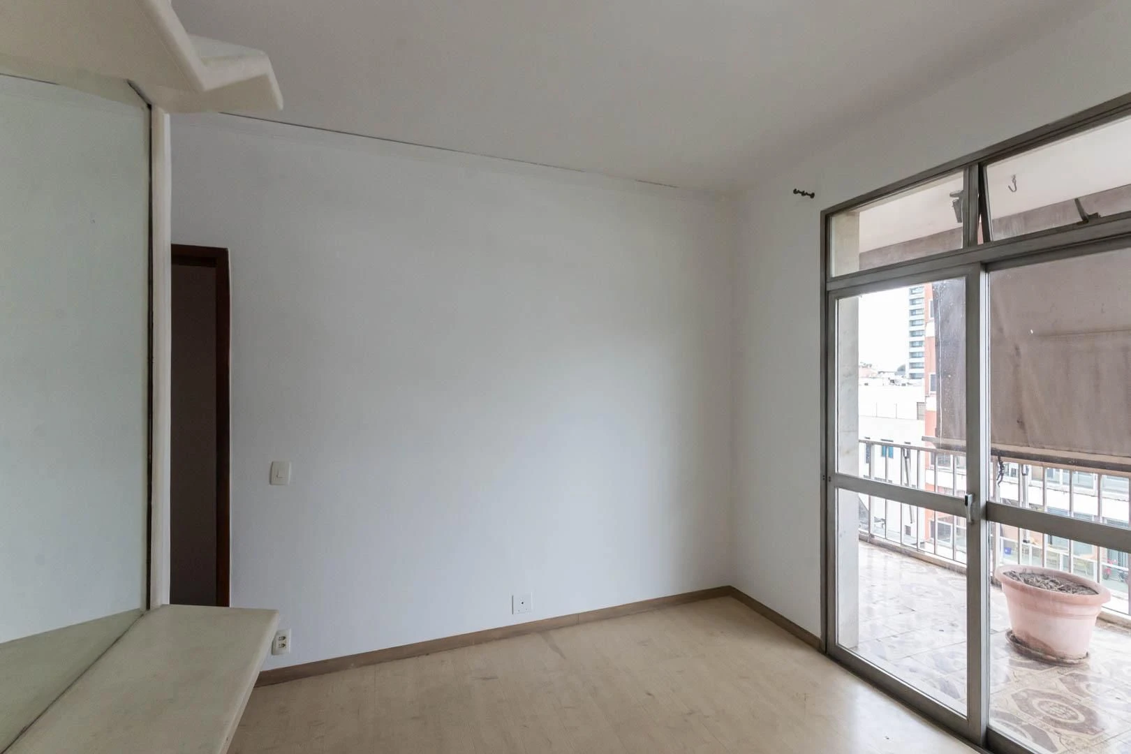 Rental apartment with 3 bedrooms and 1 en-suite — photo 9