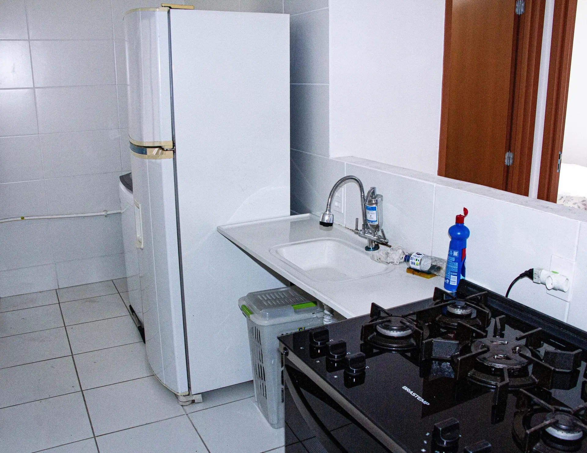 Apartamento mobiliado de 2 quartos com piscina no condomínio — photo 2