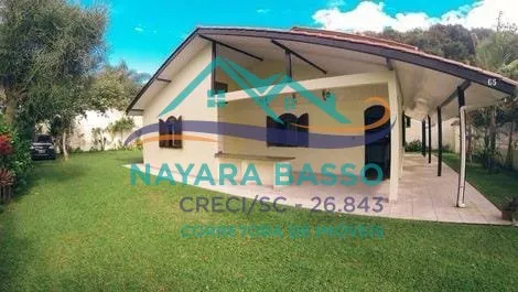 450 m² unfurnished house with 6 bedrooms and private garden — photo 6