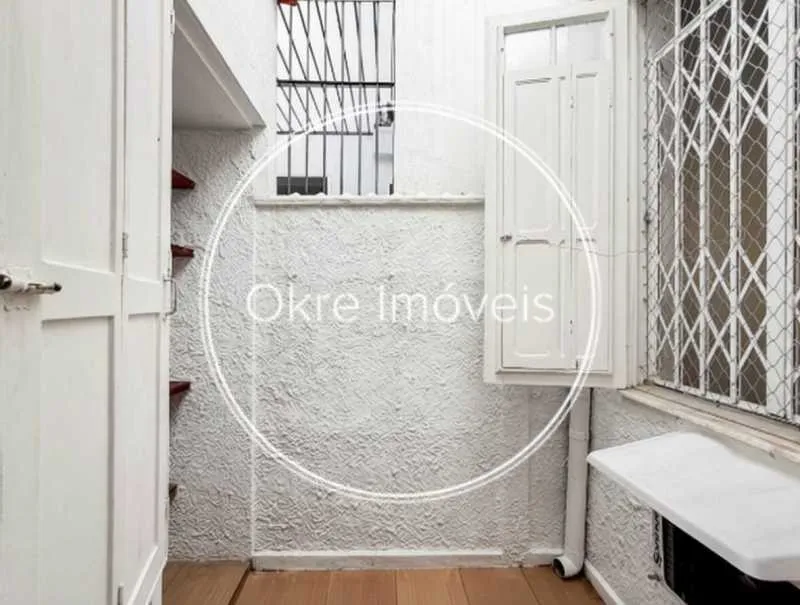 3-bedroom house with a grill on the balcony — photo 14