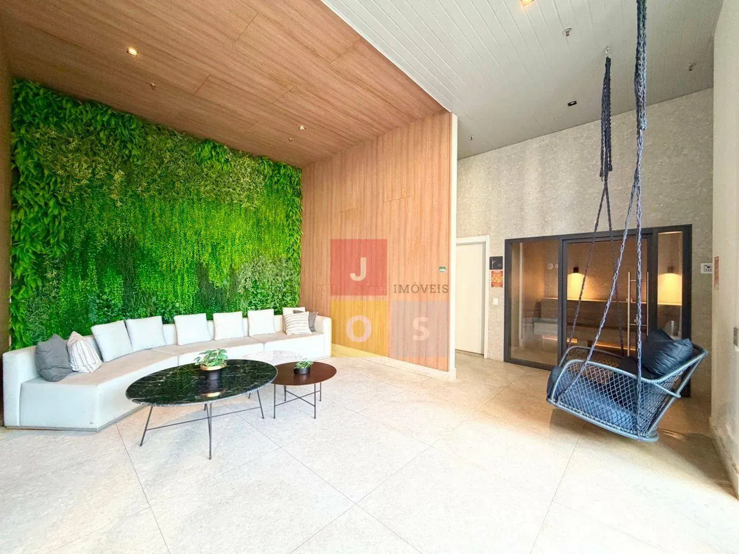 80 m² apartment with 2 bedrooms and a glass balcony — photo 95