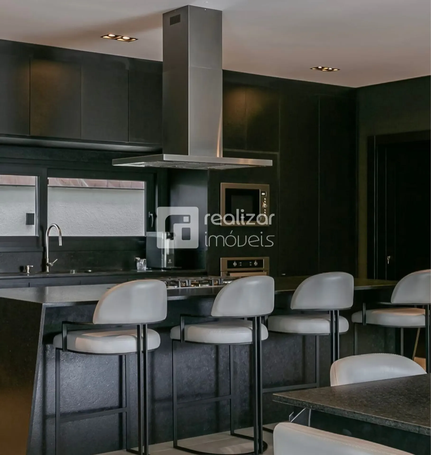 Дом на 5 люксов с приватным садом, 645 м² — photo 27