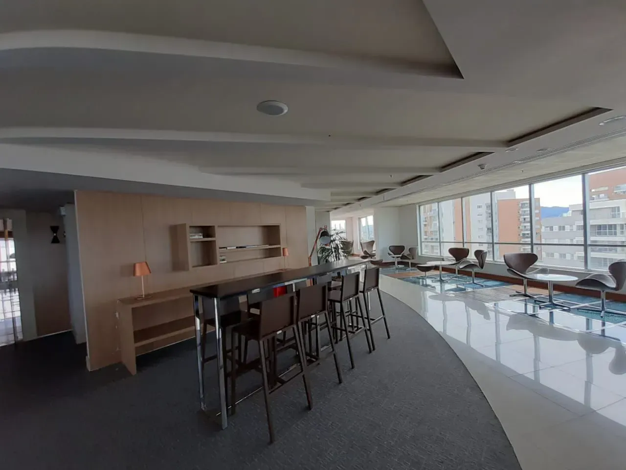 2 quartos e janelas do piso ao teto: apartamento de 78 m² — photo 17