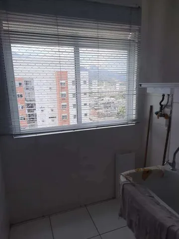 2-bedroom apartment with 1 parking space and living room — photo 9