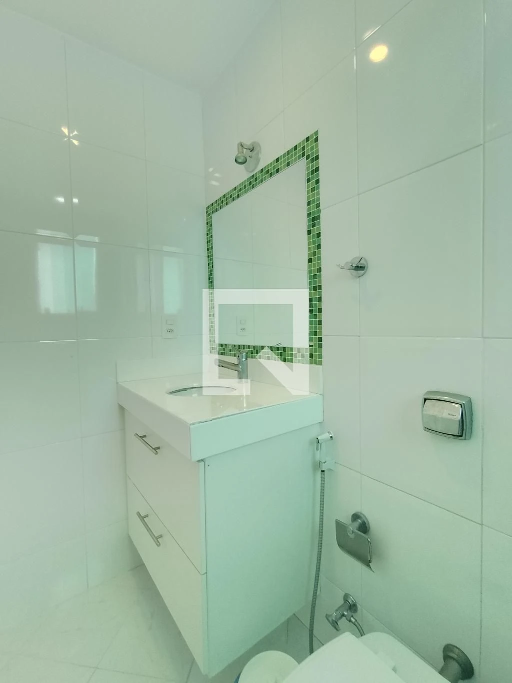 460 m² house with a water view and a private pool — photo 65