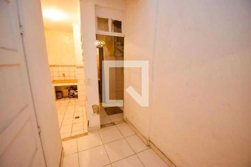 Unfurnished 40 m² apartment with 1 bedroom — photo 23