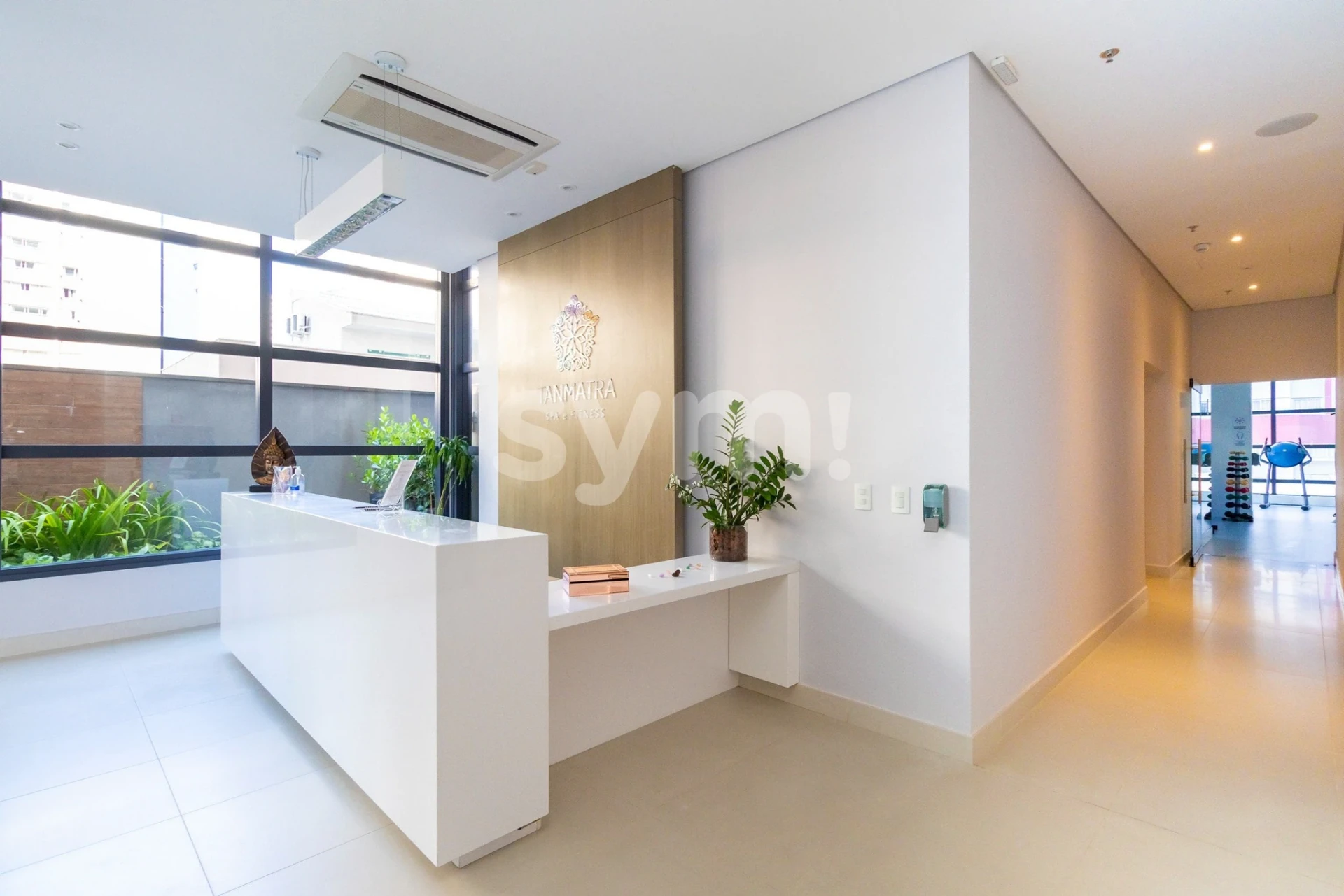 Furnished 1-bedroom apartment with balcony and 55 m² — photo 12