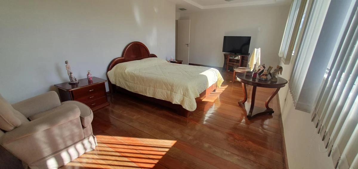 Furnished house with 5 bedrooms and 7 bathrooms — photo 11