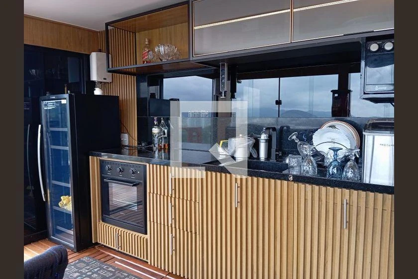 Furnished 170 m² apartment with 2 en-suite bedrooms — photo 45