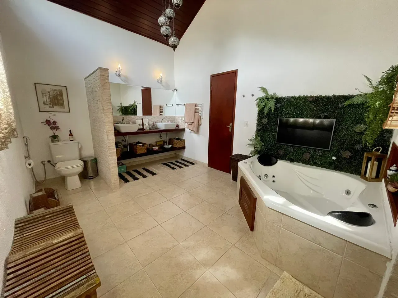 Unfurnished house with 5 bedrooms and 5 bathrooms — photo 5