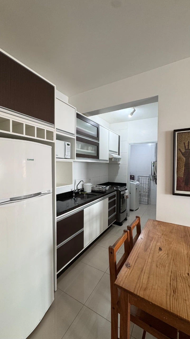 1-bedroom apartment with 69 m² and an open-plan kitchen — photo 12