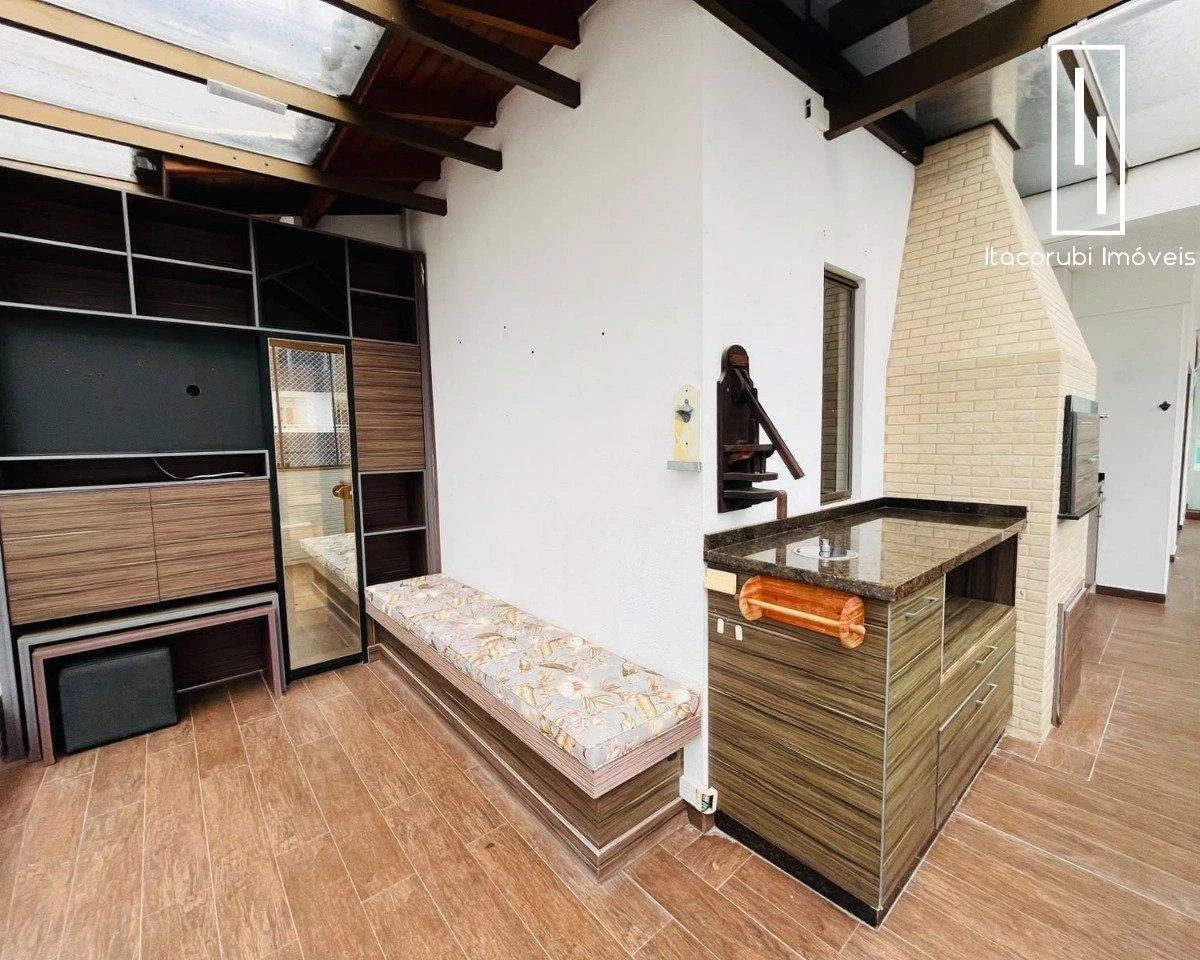 Furnished apartment with enclosed balcony and grill — photo 22