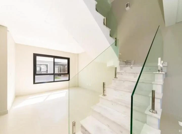 Unfurnished house with 3 bedrooms, suite and balcony, 1 spot — photo 8