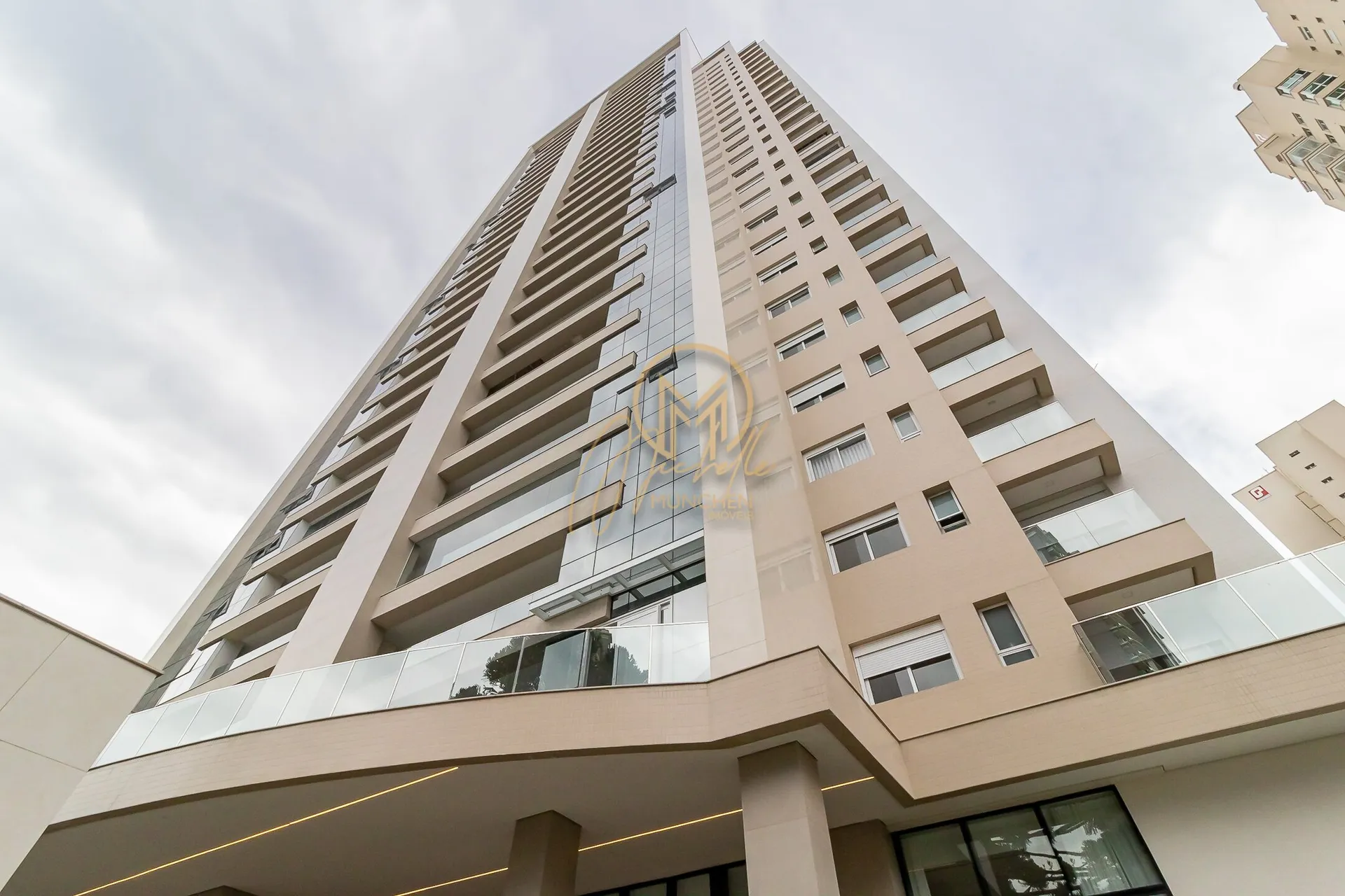 Furnished 462 m² apartment with 4 en-suite rooms — photo 104