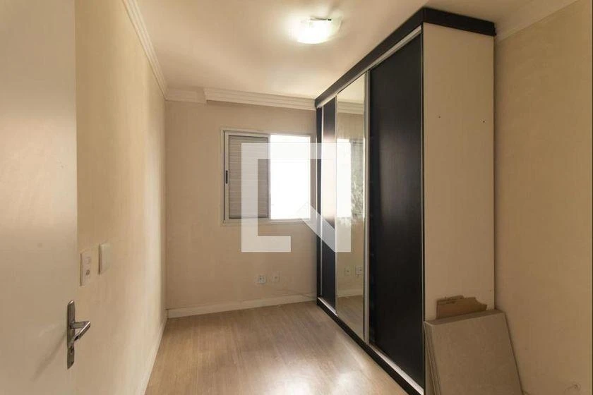 2-bedroom apartment with a home office — photo 25